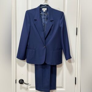 Tailored Women’s Navy Dress Pants and Jacket - Classic Straight Leg Size 14